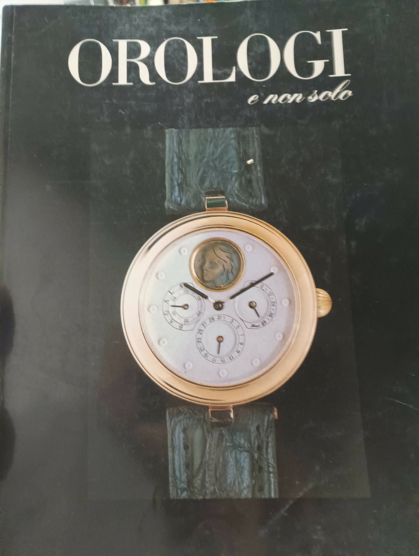 Rivista vintage orologi e non solo numero 35 del Novembre 1990 con 160 pagine.