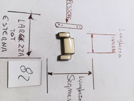 Maglia aggiuntiva per bracciale color acciaio e bianco porcellana delle dimensioni di 20m.m. di larghezza esterna di interna 12 m.m. spessore 3,16 larghezza Segmento 8,67 m.m.